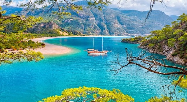 Ramazan Bayramı'nda 3,5 gün izin al 9 gün tatil yap