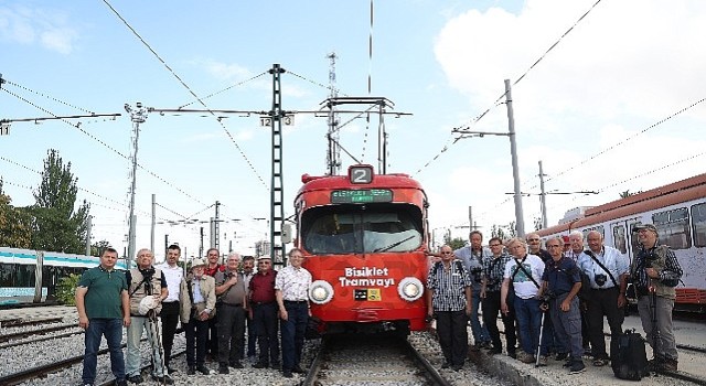 Konya Büyükşehir'in Bisiklet Tramvayı Örnek Oluyor
