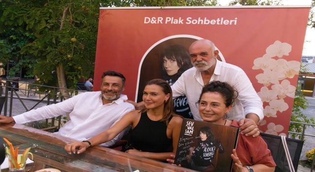 Şevval Sam D&R Turnesinde Urlalılara da “Rock’ı Sevdirdi”