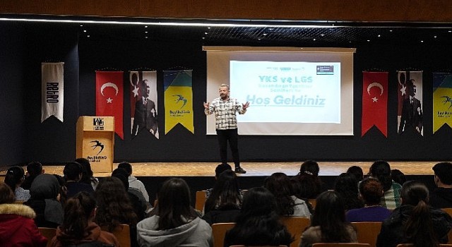 LGS ve YKS adayları için "Kazandıran Taktikler Semineri" düzenlendi