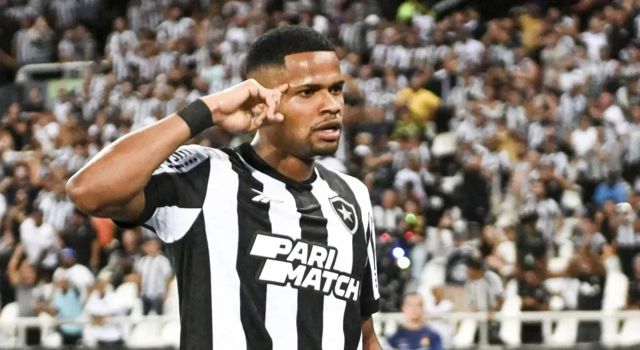 Manchester United'ın yıldızından haber geldi.