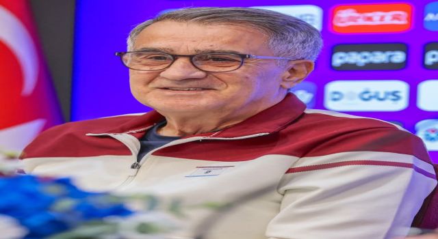Teknik Direktörümüz Şenol Güneş basın toplantısı düzenledi