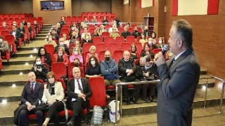 Arnavutluk’un Kuruluşu Tarihi Karşıyaka’da Anlatıldı