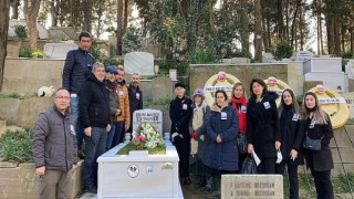 Türk Eğitim Vakfı, Usta Oyuncu Zehra Macide Tanır’ı Kabri Başında Andı