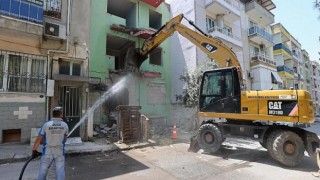 Buca’da riskli yapılara göz açtırılmıyor