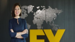EY hızla değişen iş dünyasında çalışanların ve işverenlerin nabzını tutuyor