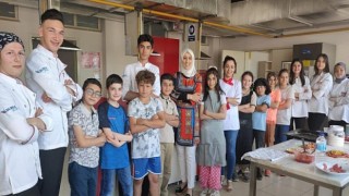 Türk Kızılay Yerli ve Farklı Uyruklu Öğrencileri Mutfakta Buluşturdu