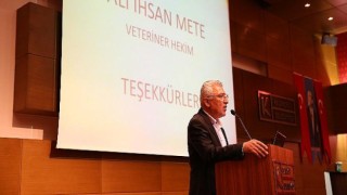 Yerel hayvan koruma görevlileri geliyor