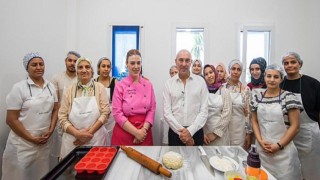 Başkan Soyer’den iş dünyasına çağrı: ”Gelin, masal evlerini İzmir’in her köşesine taşıyalım”