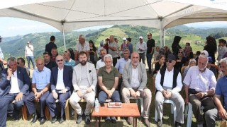 Canik’te Geleneksel Çilek-Kiraz Festivali Düzenlendi