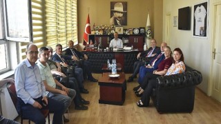CHP Genel Başkan Yardımcısı ve Basın Sözcüsü Tekirdağ Milletvekili Faik Öztrak ve CHP Tekirdağ Milletvekili İlhami Özcan Aygun’dan Belediye Başkanı Ulaş Yurdakul’a Ziyaret
