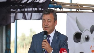 İzmir Valisi Köşger: Bu vatanı hep beraber yılmadan her şart ve koşulda üreterek çok daha kıymetli hale getireceğiz