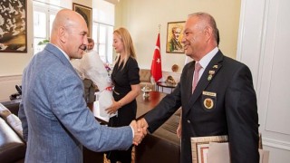 Başkan Soyer’e teşekkür ziyareti