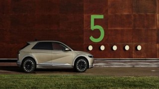Hyundai IONIQ 5 Çarpışma Testinden de Zaferle Ayrıldı.