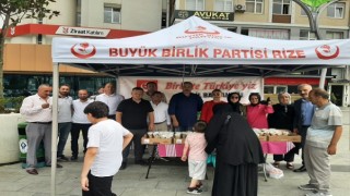 BBP RİZE’DE AŞURE DAĞITTI