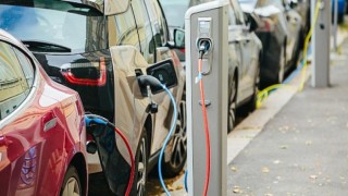 Elektrikli ve Hibrid Otomobillere İlgi Artıyor
