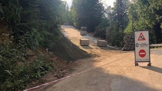 Gölcük Nüzhetiye - Sakarbıçkı arasına Büyükşehir Belediyesi tarafından parke yol yapılıyor