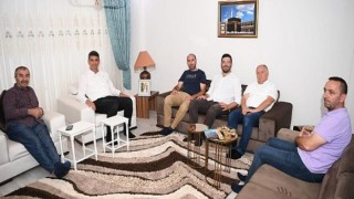 Kartepe Belediye Başkanı Av.M.Mustafa Kocaman’dan Hacılara Ziyaret