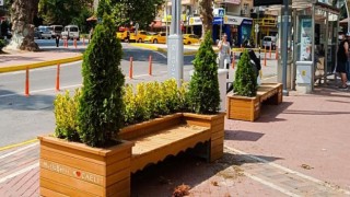 Modern ve estetik kent mobilyaları Değirmendere’ye yakıştı