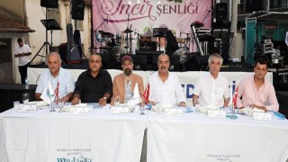 Mürsel Kara İncir Şenliği İle Renklendi