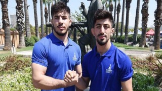 Şampiyon kardeşler İzmirli oldu