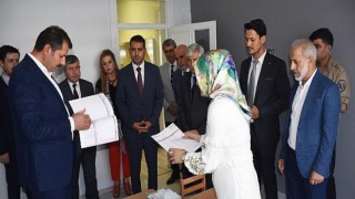 Vali Ayhan, Şanlıurfa Üstün Zekâlılar ve Yetenekliler Eğitim Merkezini Ziyaret Etti