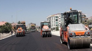 Van Hatuniye Caddesi’nde Asfalt Çalışmaları Başladı