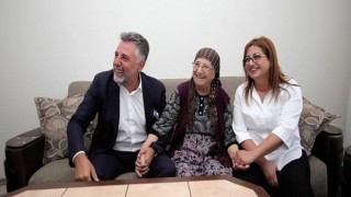Başkan Sandal mahalle gezilerini sürdürüyor