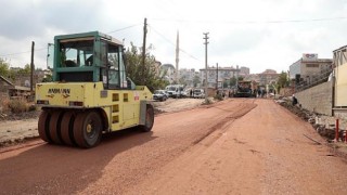 Bahçelievler Mahallesi Toptancılar Sitesi Çevresinde Üstyapı Çalışmaları Başladı