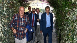 Başkandan hayırsever iş insanı Orduvar Akman’a anlamlı ziyaret