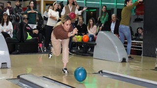Beylikdüzü’nde Ödüllü Bowling Turnuvası Heyecanı