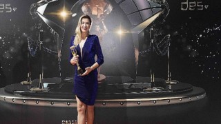 ’Binnur Savaşçı’ Yılın En Başarılı Moda Tasarımcısı Oldu!