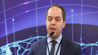 Geleceğin Sinyallerini Veriyor