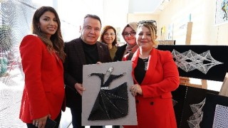Uncalı ATASEM'de Bir Tutam Mutluluk sergisi