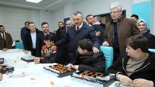 Gültepe Kültür Merkezi'nde ilk ders Başkan Büyükakın'dan