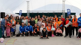 Büyükşehir Deprem Mağdurlarına Moral Oluyor