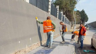 Derince Millet Bahçesi çevresine yaya kaldırımı yapılıyor