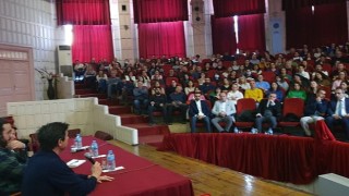İzmir İl Milli Eğitim Müdürlüğünün ”Afet Sonrası Okulda Ruh Sağlığı” Konferansı Gerçekleştirildi