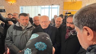 İzmir'den afet bölgesine giden yardımlar her geçen gün büyüyor