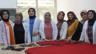 Keçmek'te Depremzedeler İçin Kıyafet Üretiliyor