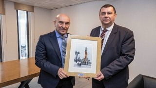 Macaristan İstanbul Başkonsolosu Başkan Soyer'i ziyaret etti