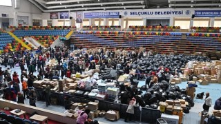Selçuklu&#39;dan Hatay'a 52 Tır Yardım Malzemesi Gönderildi