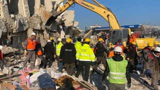 Torbalı Belediyesi ekibi 8 vatandaşı kurtardı