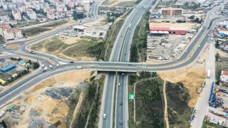Büyükşehir, Turgut Özal'daki trafik sorununa neşter vurdu