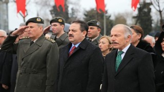 Çanakkale Zaferi Bayrampaşa'da törenle kutlandı