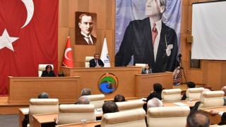 Çukurova meclisinde tarihi oturum