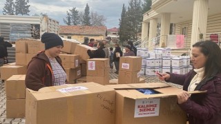 Efes Selçuk'tan Kadın Dayanışması: Filiz Ceritoğlu Sengel 8 Mart'ta Deprem Bölgesinde...