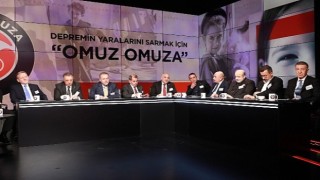 Futbol Dünyası Depremzedeler İçin Omuz Omuza
