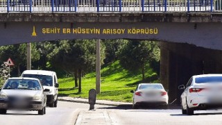 İzmir Büyükşehir Belediyesi'nden İzmirli şehitlerin anısına saygı