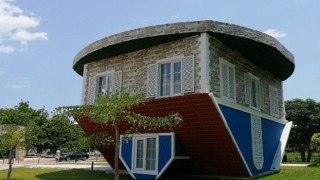 Kemer'deki ters evi 29 bin 694 kişi ziyaret etti